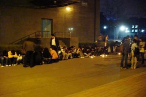 Tibetan students hold vigil