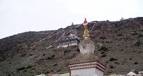 Guru Rinpoche (Padmasambhava) statue