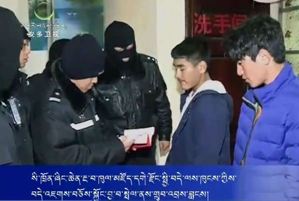 Stills captured from the video on official TV of special forces raiding internet cafes and Tibetan tea shops in Dzoege (Chinese: Ruo’ergai), Ngaba, the Tibetan area of Amdo.