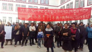 Tibetan demonstrators