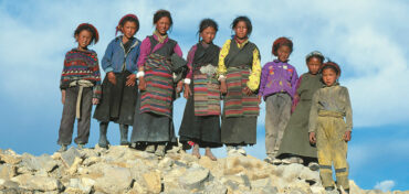 Tibetan girls