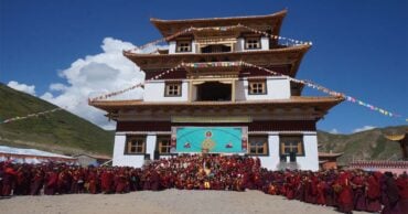 A religious congregation in Golog
