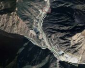 Screenshot of the dam and bridge