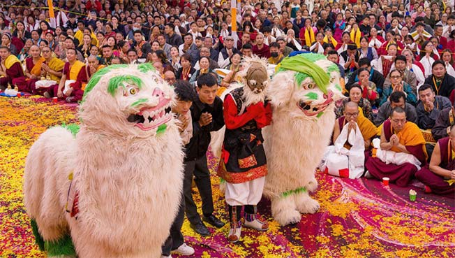 Tibetan snow lion dance