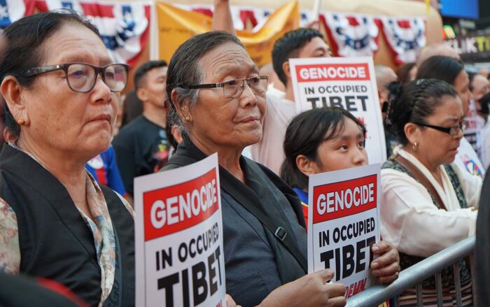 Tibetan community members